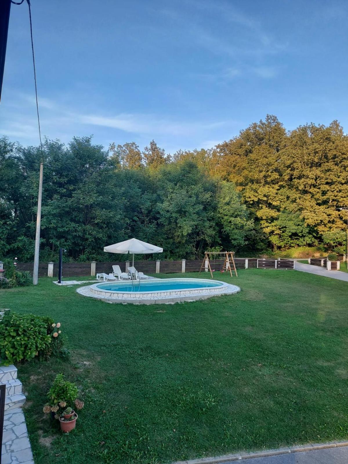 Kuca Za Odmor Mazuran Βίλα Karlovac Εξωτερικό φωτογραφία